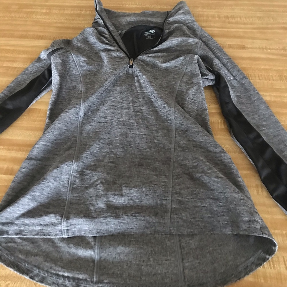 Champion women’s quarter zip pullover